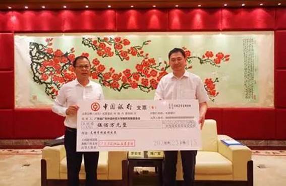 https://mmbiz.qpic.cn/mmbiz_jpg/f33sIPicUqW4bUlbjdPDYEek56y8vDdxVxSytUV78hovicEUj7vhicNBL2CCROcoic11qDXmf8nE8xqCfxmeRBicwoA/640?wx_fmt=jpeg