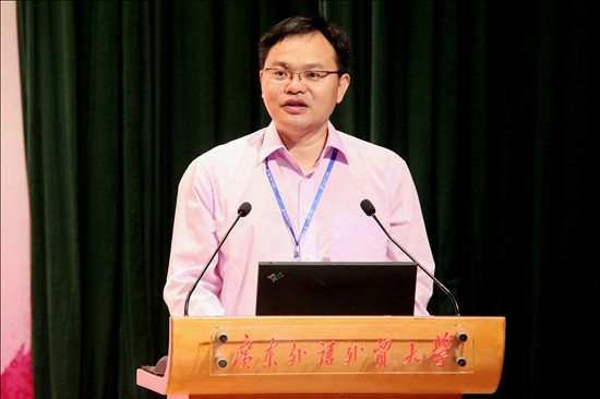 刘建达发表讲话