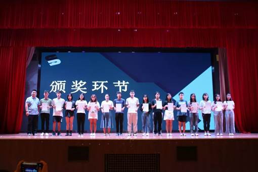 https://mmbiz.qpic.cn/mmbiz_jpg/f33sIPicUqW6hBe9M9IL0Ct1Sic8OyPSZOIpkvWv0Vba1JiahfDDibZxB4RxkgYt4YqiaryX1npNAicksldE8LXsk9ow/640?wx_fmt=jpeg