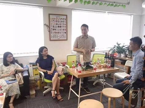 说明: https://mmbiz.qpic.cn/mmbiz_jpg/f33sIPicUqW6iaGWEicS3e1c7zJ8cmOQvdVDub2BOC1IT9aLQEnsIK6lgbNepJCs7qBtNog7iav1biatMw0vVIxgIfA/640?wx_fmt=jpeg